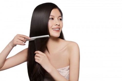 Care-hair-and-restore-damaged-hair-to-become-silky-with-locust-3